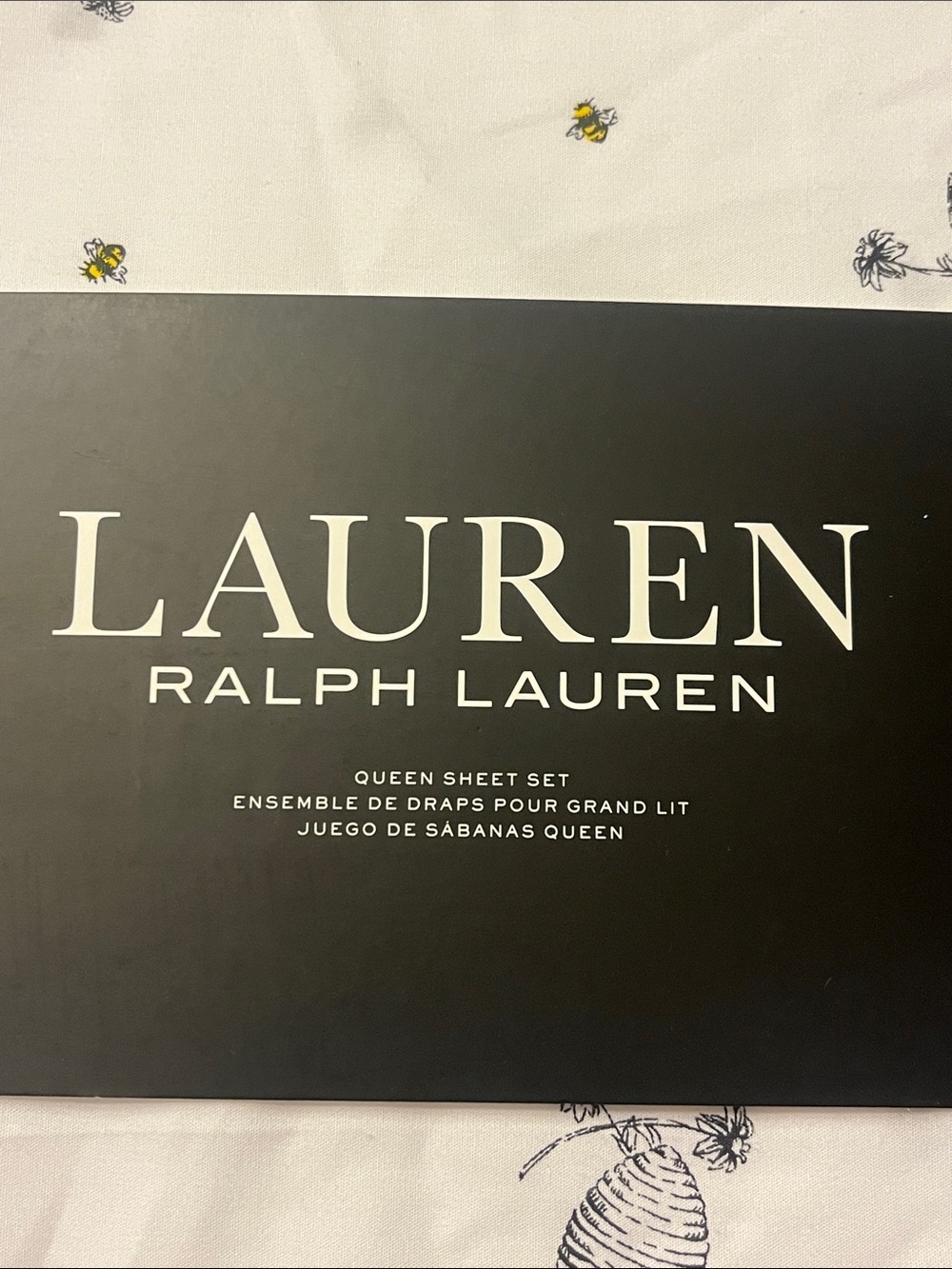 Ralph Lauren Bee Beehive Sheet Set Queen new White Flat, Fitted. 2 Pillow Cases - Picture 3 of 6